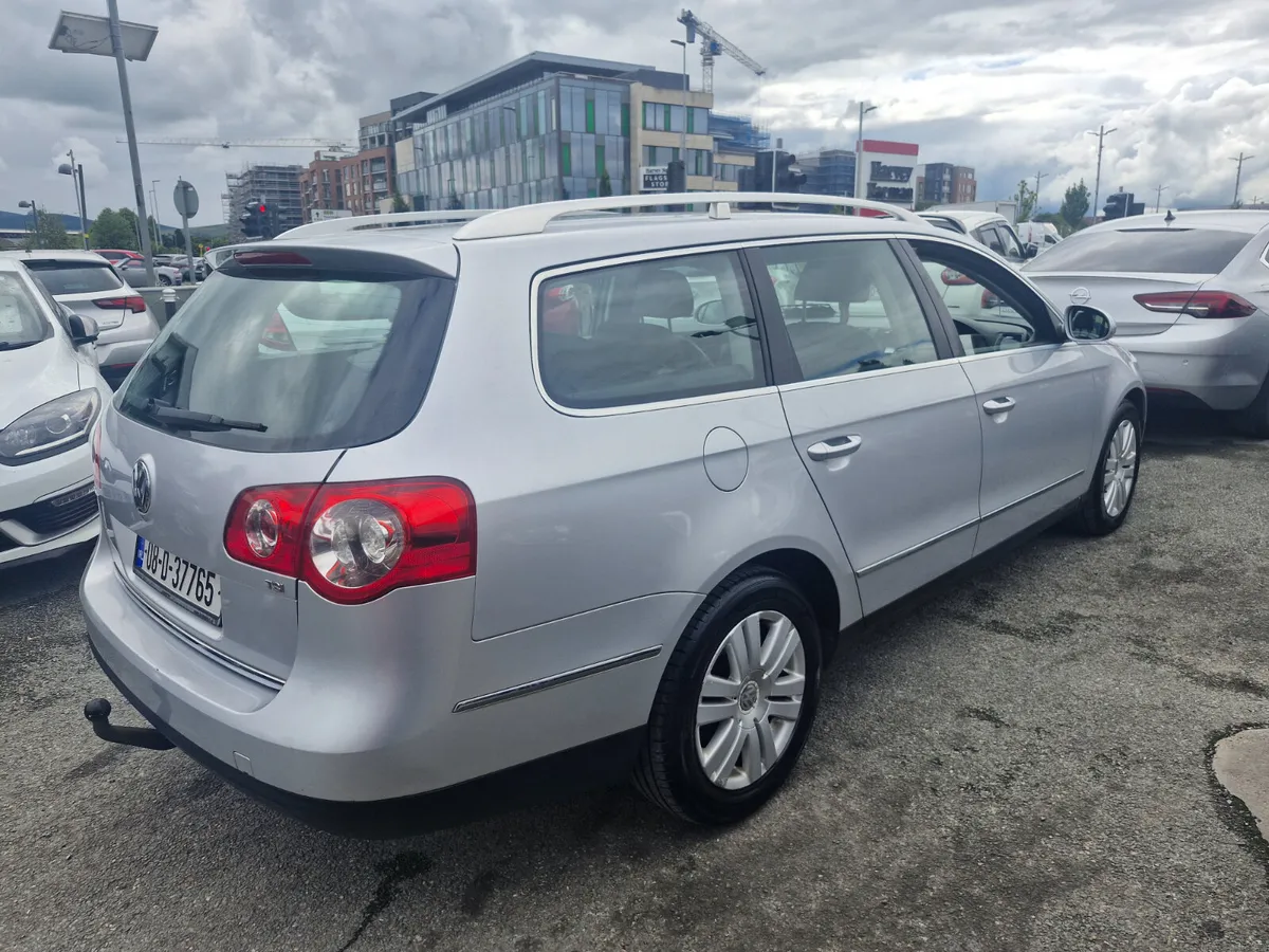 Volkswagen Passat 2008 - Image 4