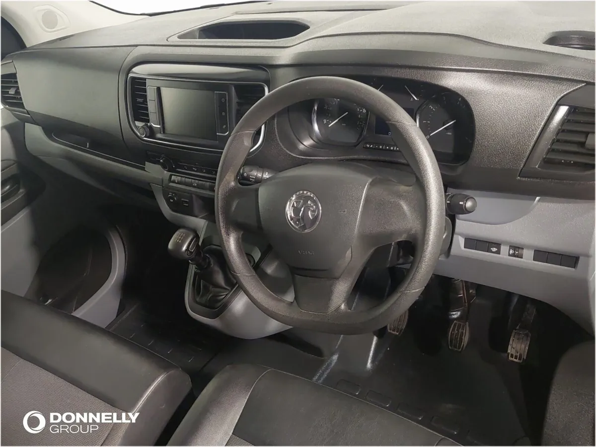 Vauxhall Vivaro L1 Diesel Dynamic - Image 4