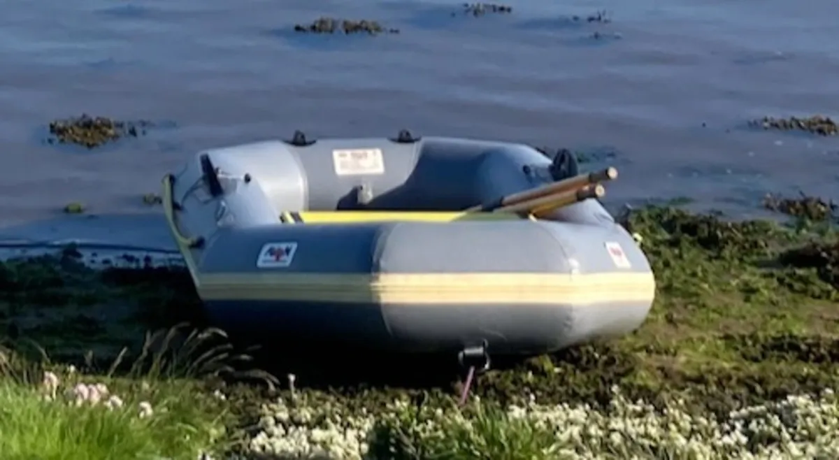8' Avon Inflatable Dinghy 1991 - Image 1