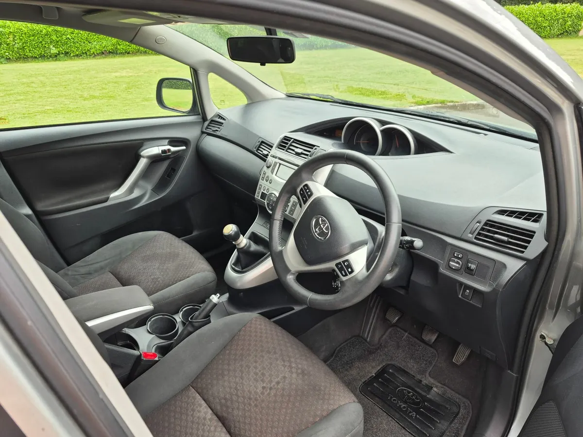 Toyota Verso 2012 - Image 4
