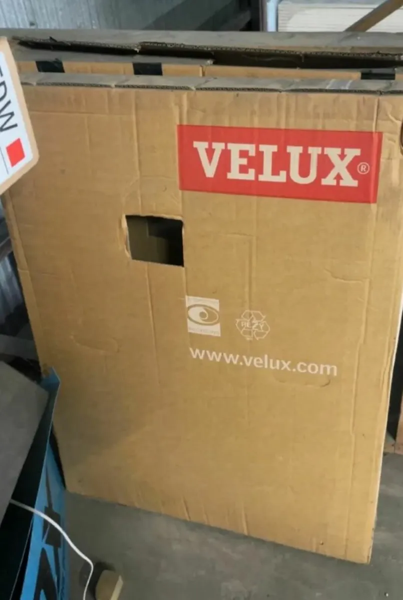 Velux glass replacement - Image 2
