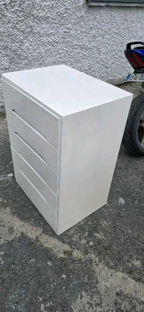 Chest of drawers - Image 3