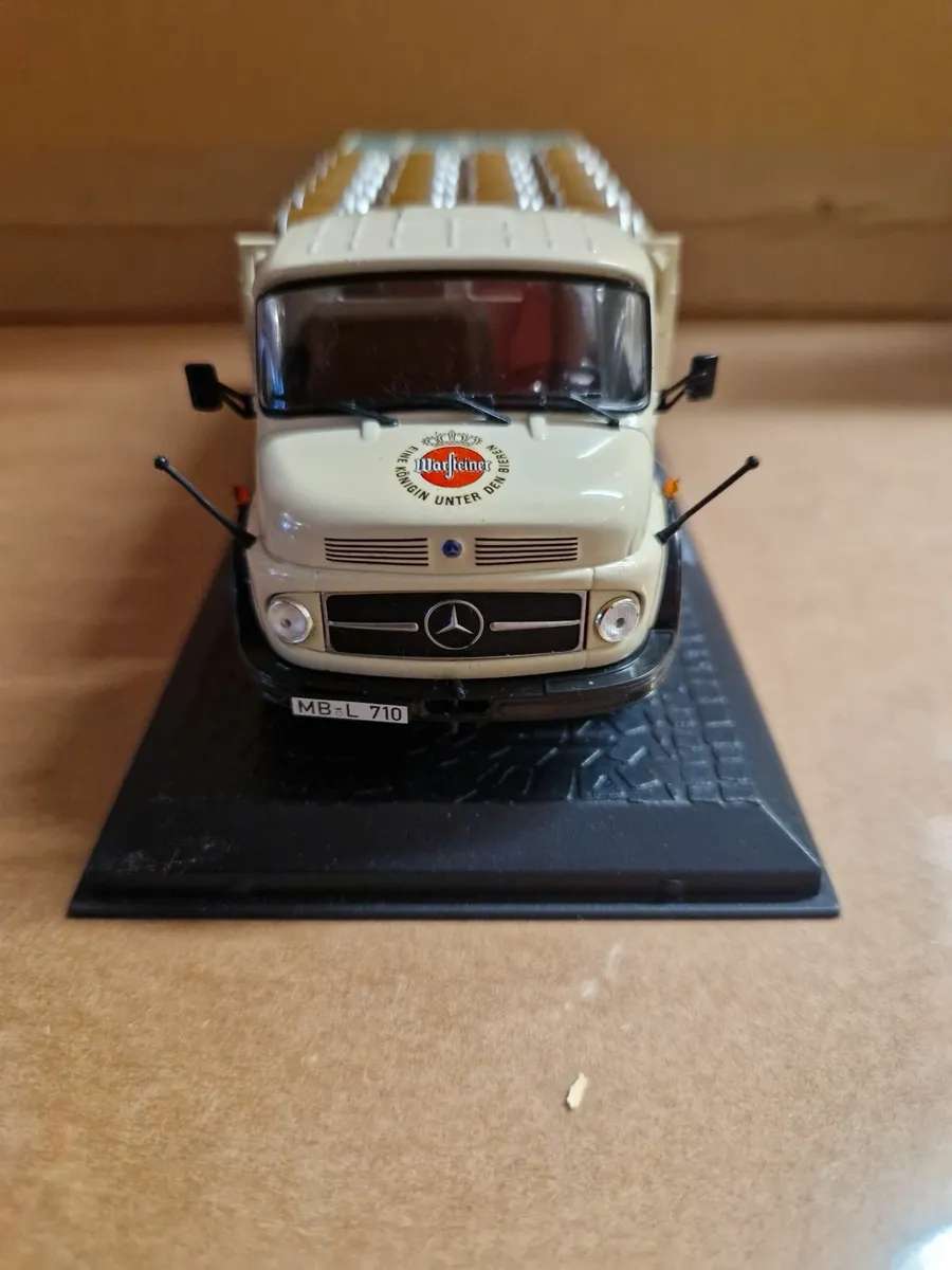 Corgi Atlas Mercedes Benz Beer Truck - Image 1
