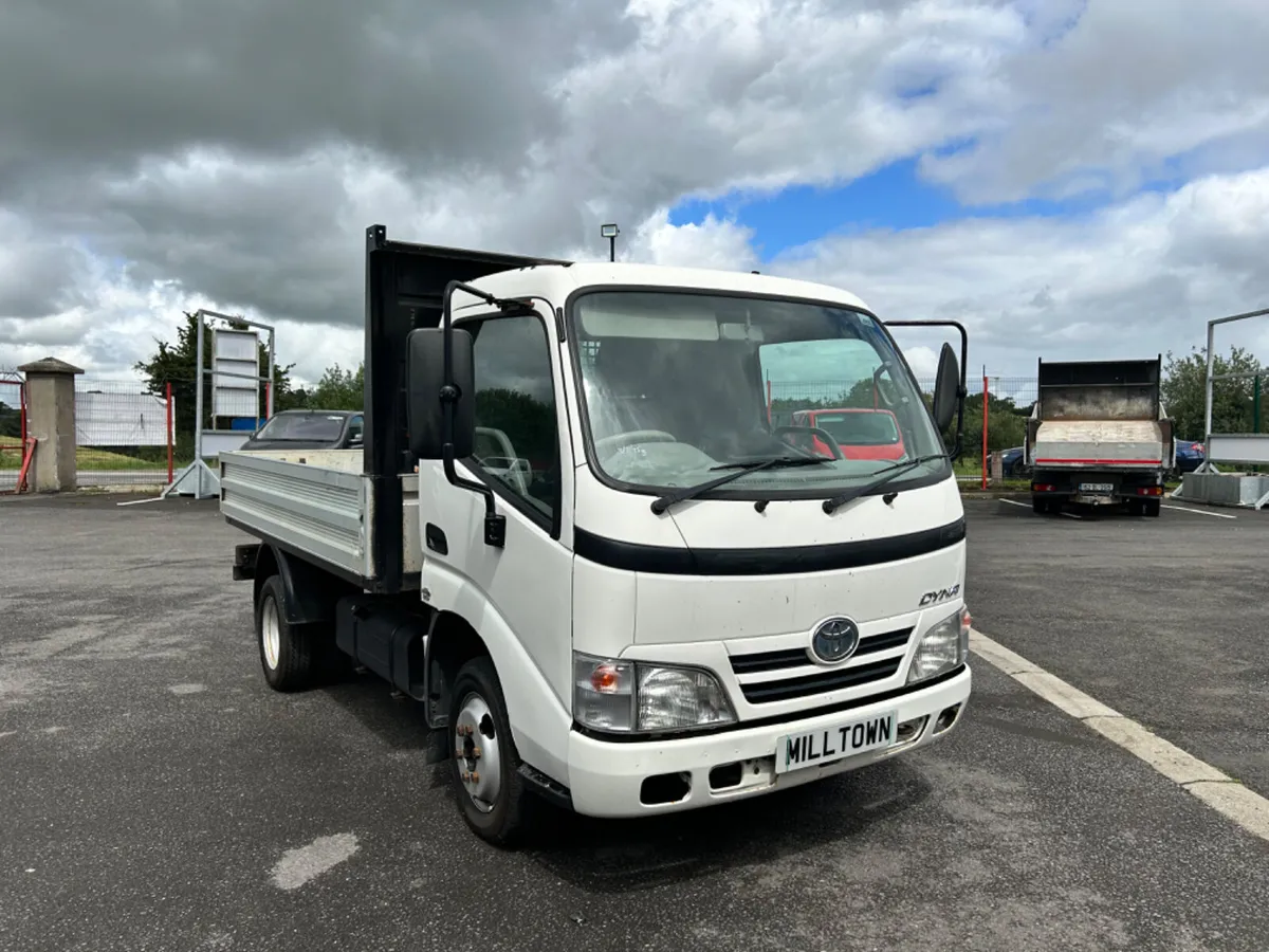 Toyota Dyna DROPSIDE 2014 - Image 2