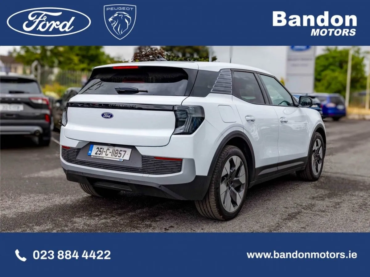 Ford Explorer 2025 Ford Explorer Premium 77kwh Ex - Image 4