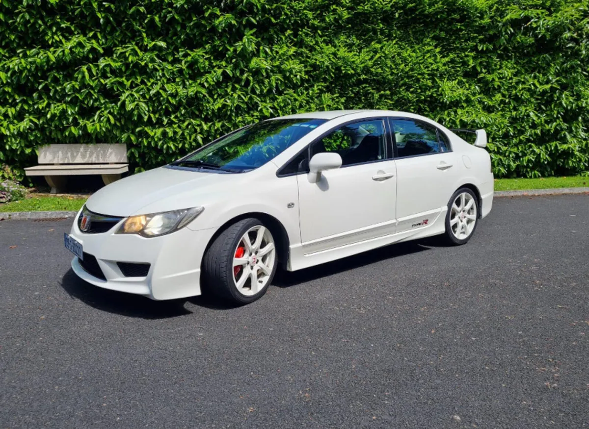 HONDA CIVIC TYPE R FD2 - Image 1