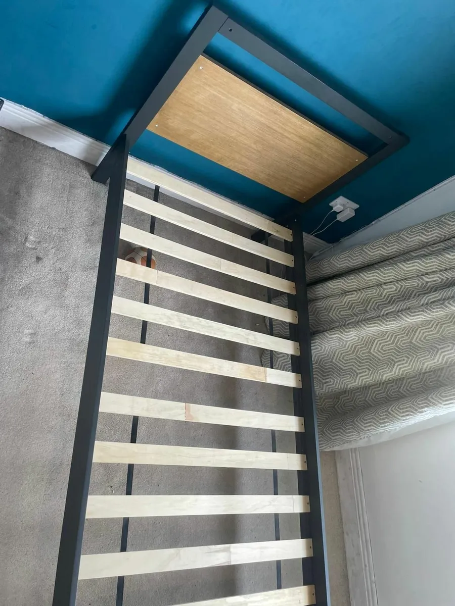 Single bed - Image 3