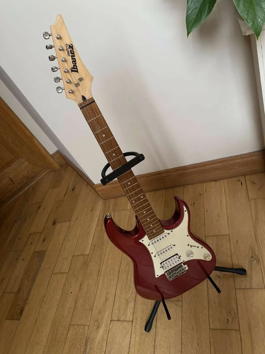 Ibanez GRX40 electric guitar. Candy apple red fini - Image 1