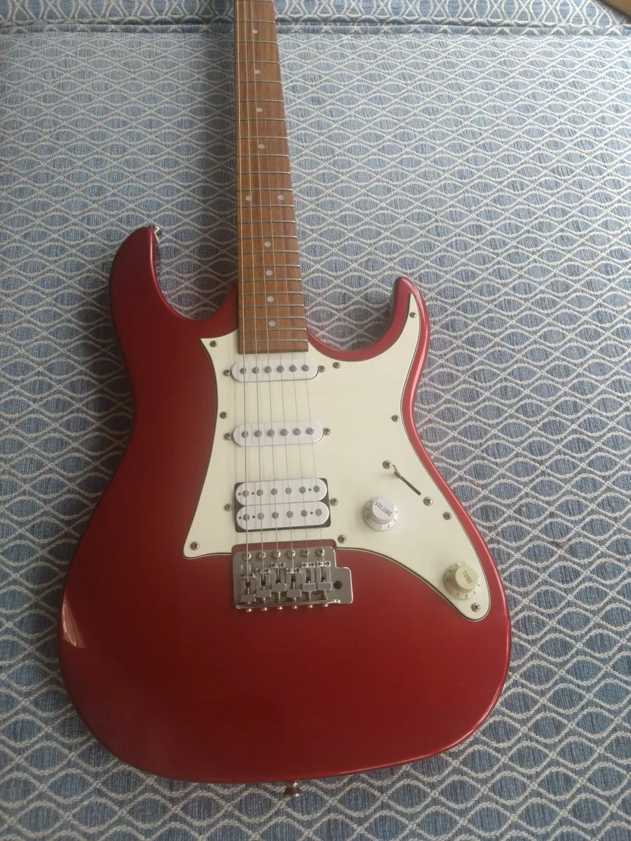 Ibanez GRX40 electric guitar. Candy apple red fini - Image 4