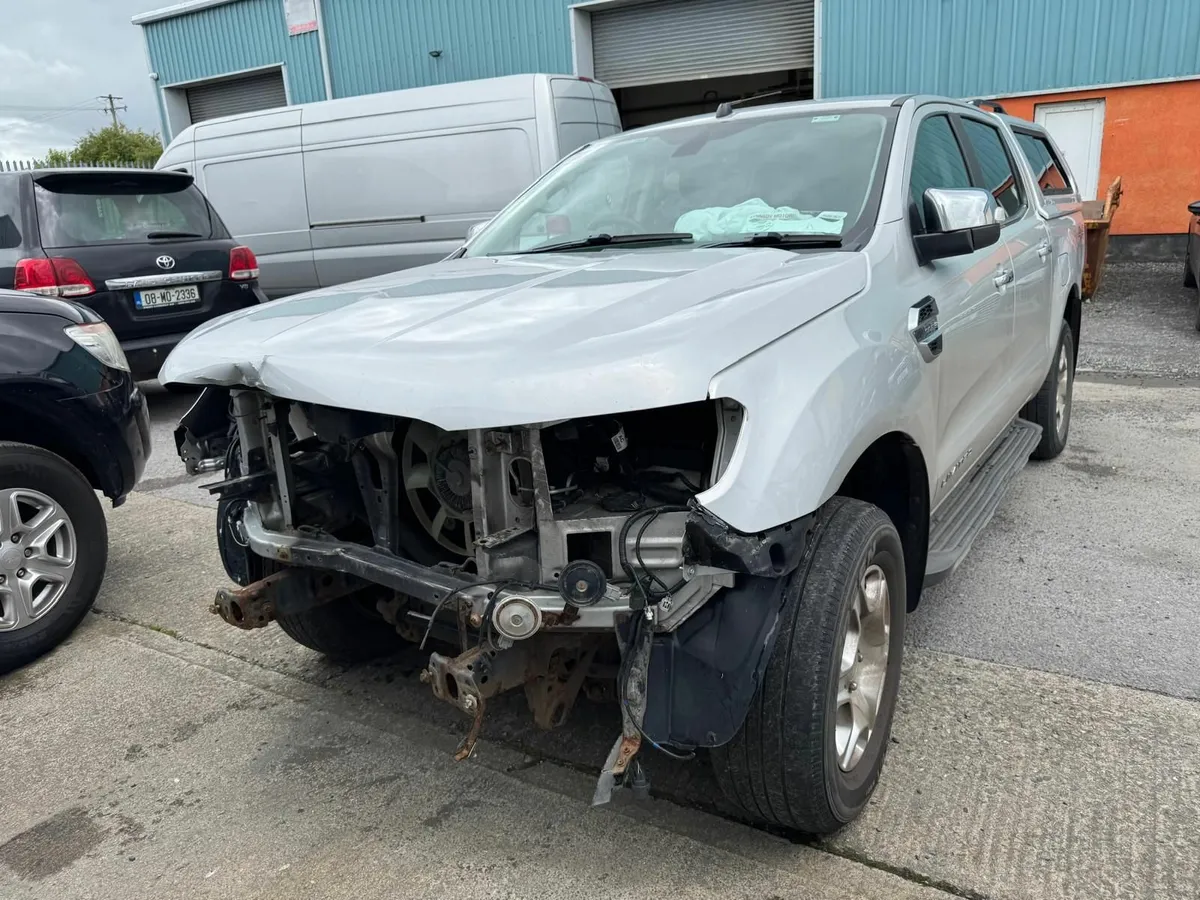 CAR - Image 1