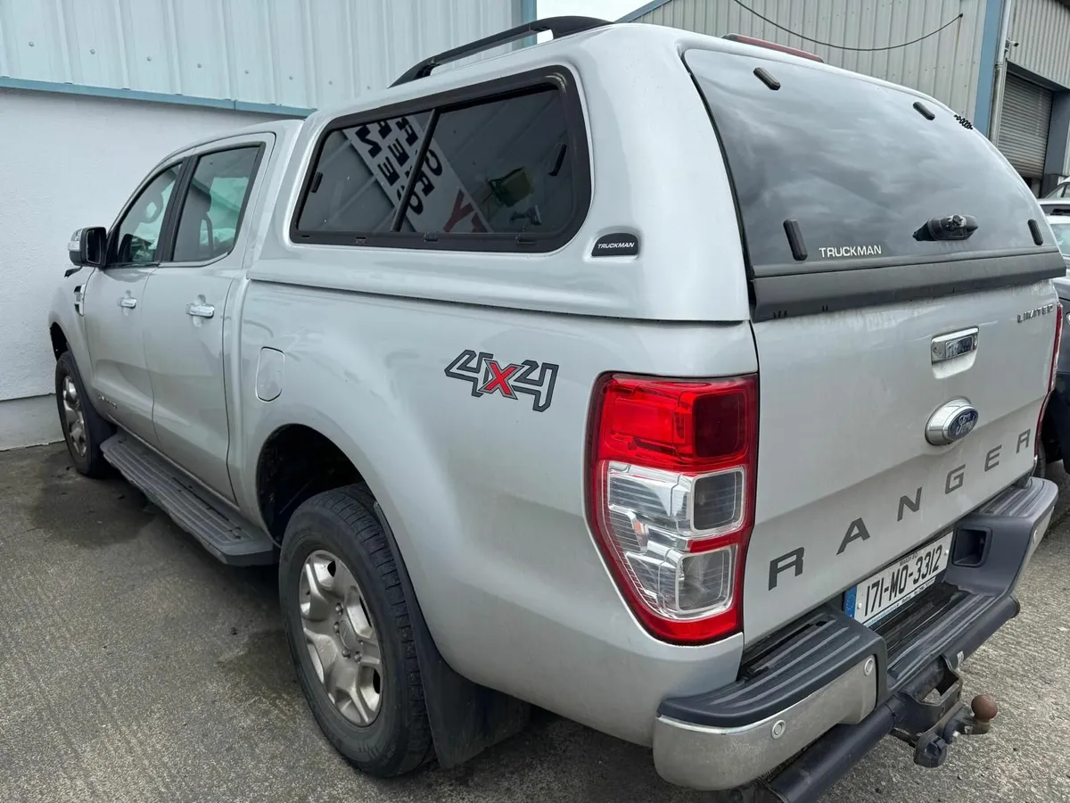 CAR - Image 3