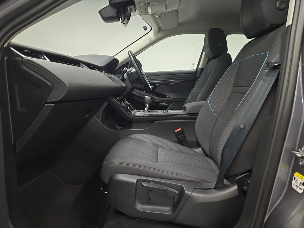 Land Rover Range Rover Evoque Diesel Hatchback - Image 3