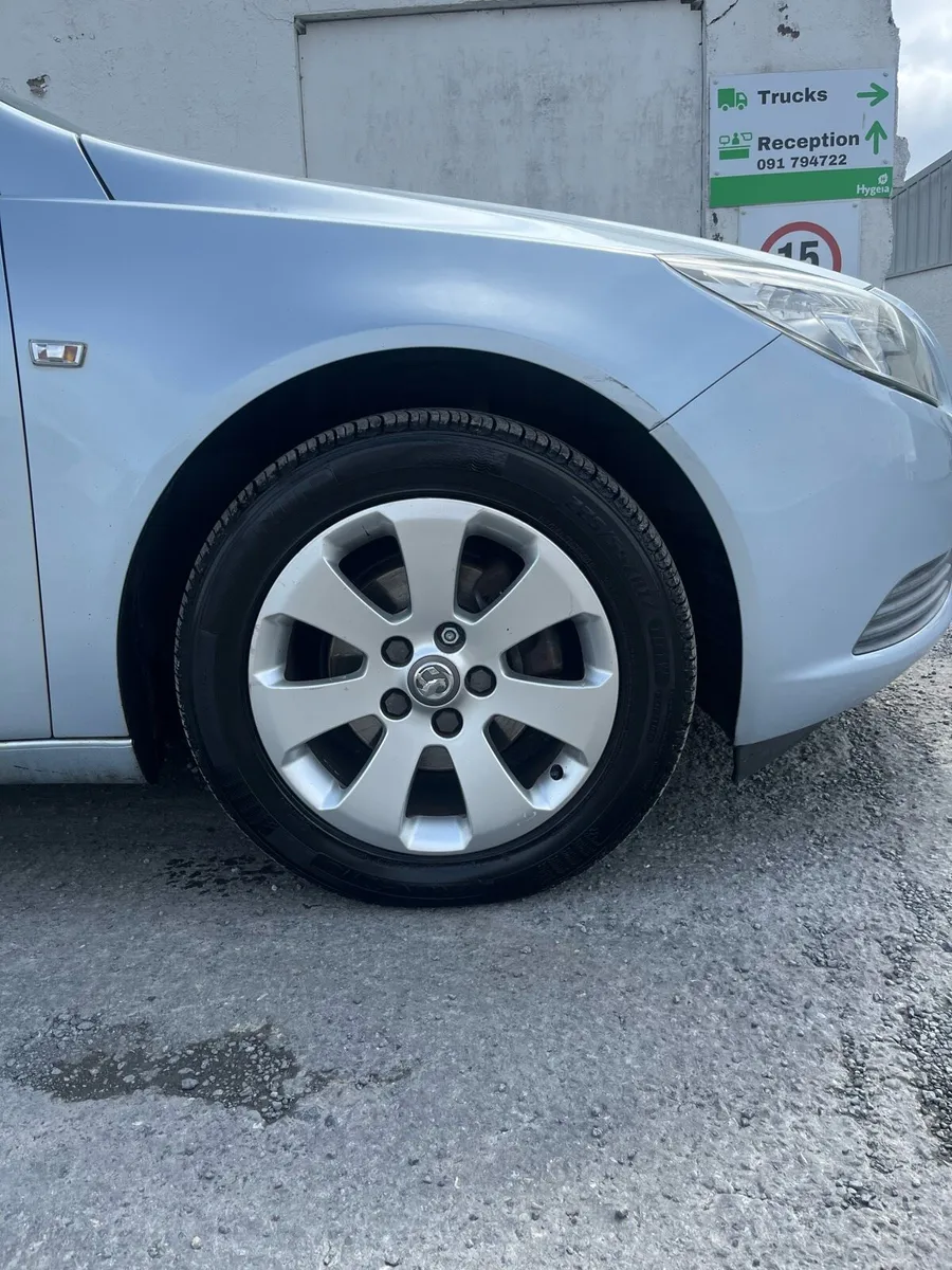 Vauxhall insignia 2.0 CDTI TECH LINE - Image 3