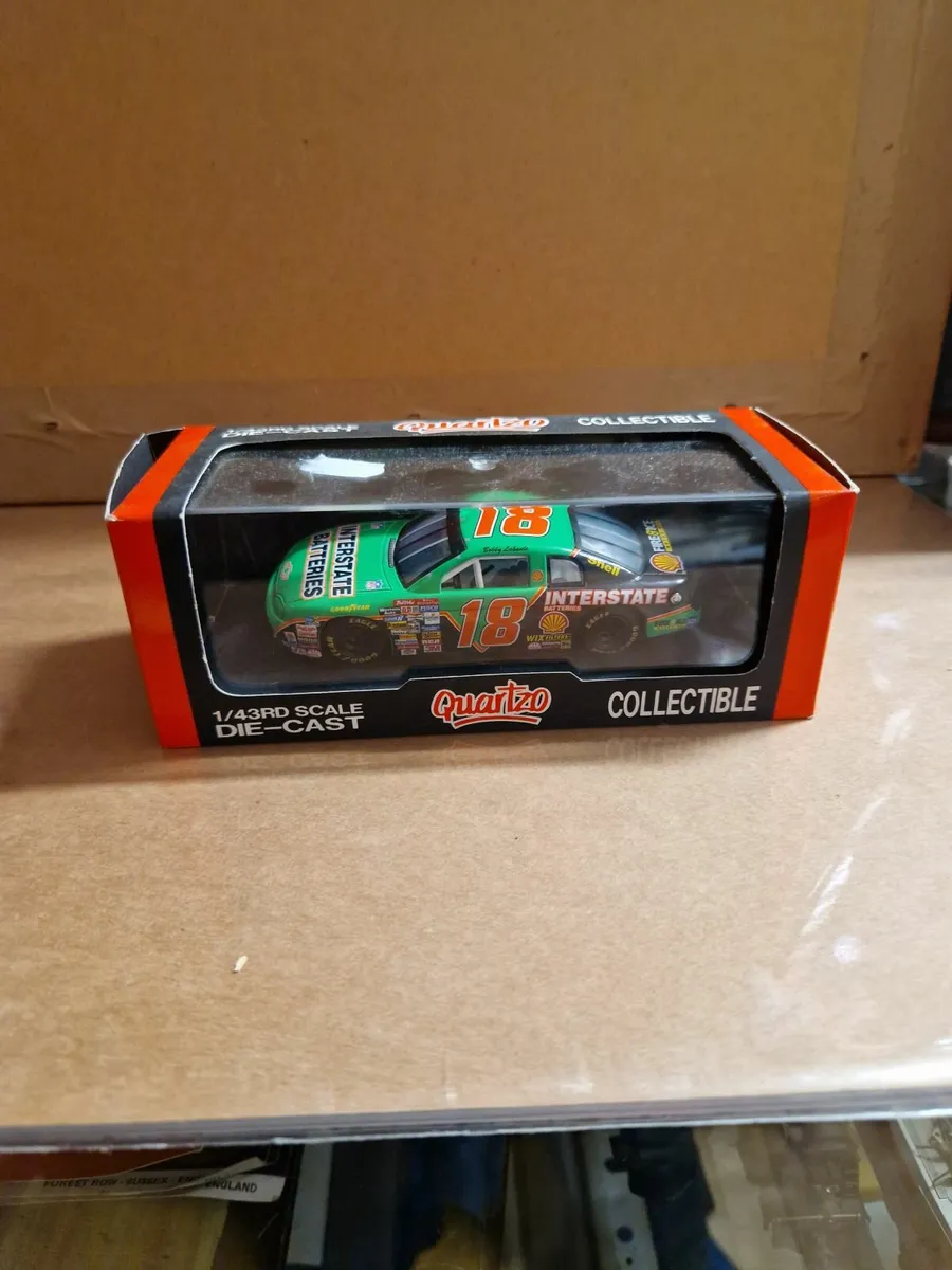 Corgi Quartzo American Nascar Racing B Labonte - Image 1