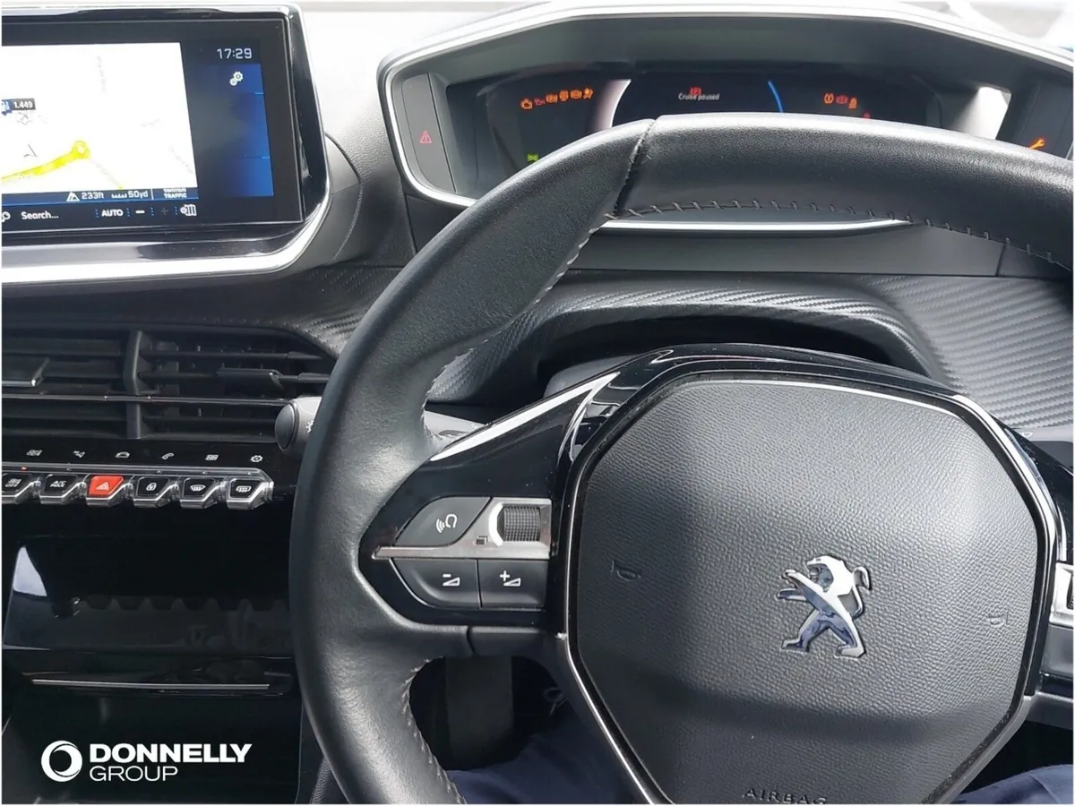 Peugeot 2008 Estate Allure Premium - Image 3