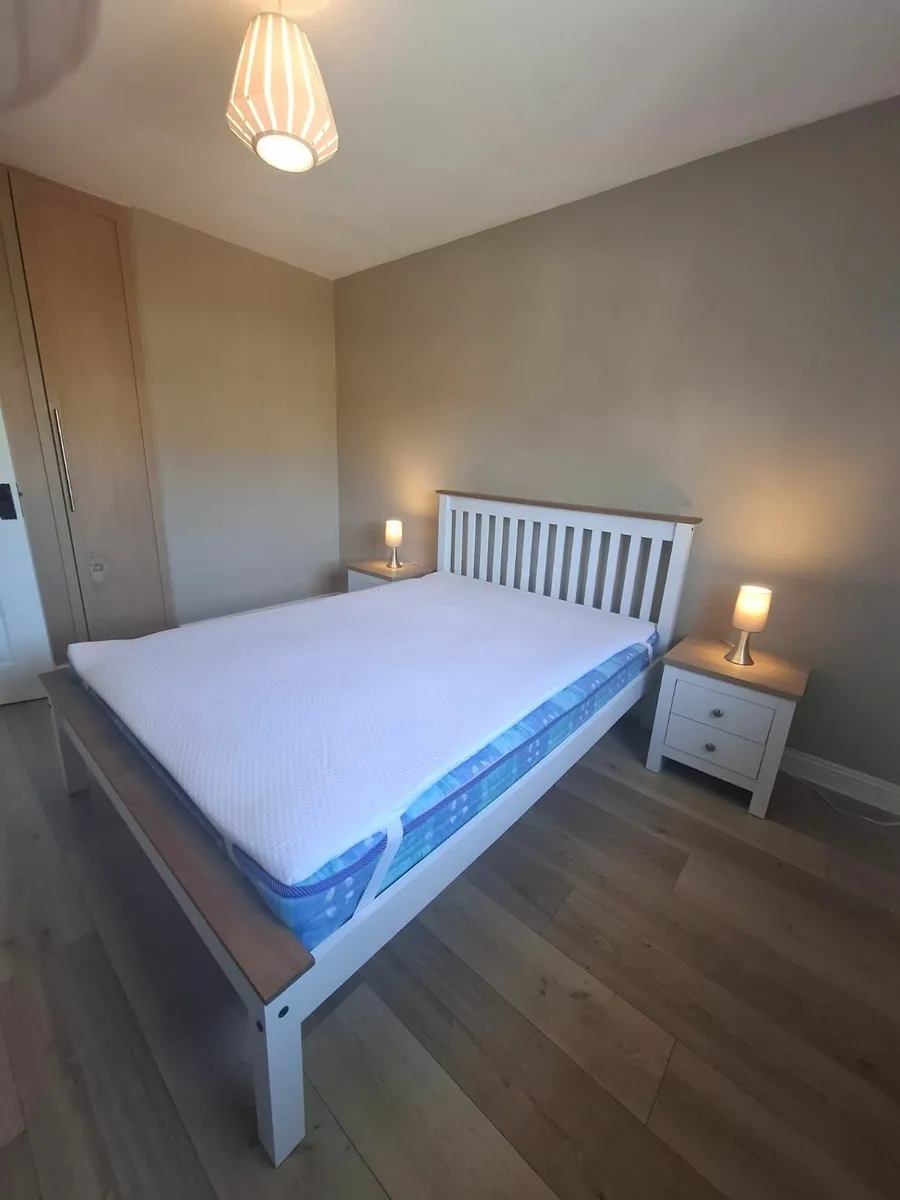 bed - Image 3