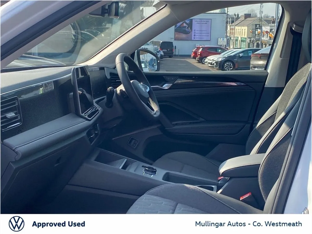 Volkswagen Tiguan Tiguan Life 1.5 Phev DSG 204HP - Image 4
