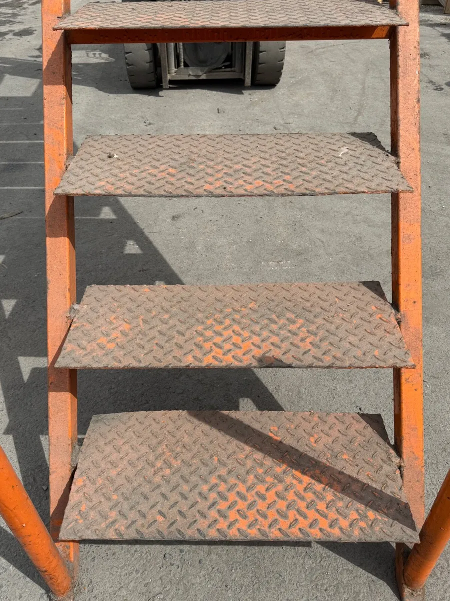 Steel Stair Case - Image 3