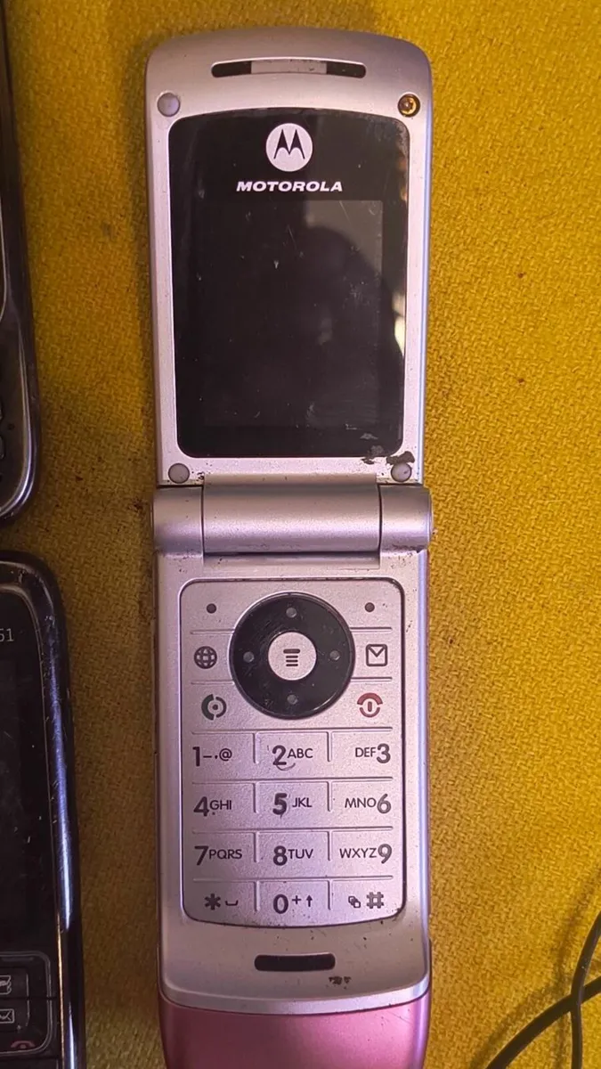 Nokia phones Samsung  7 lot Motorola - Image 4
