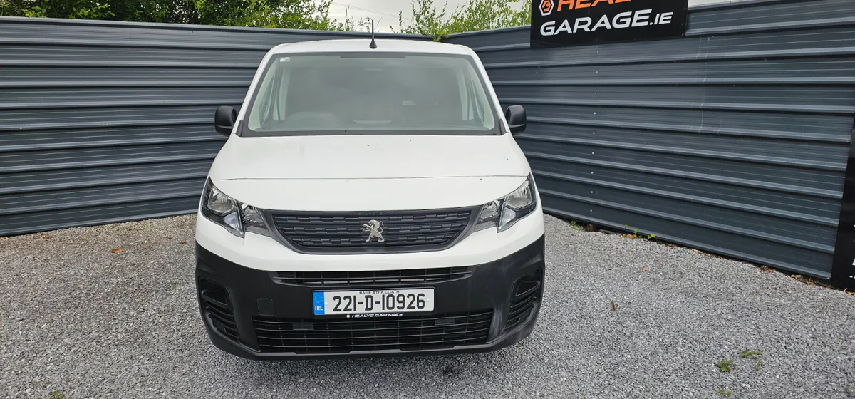 2022 Peugeot Partner 6 Speed - Image 2