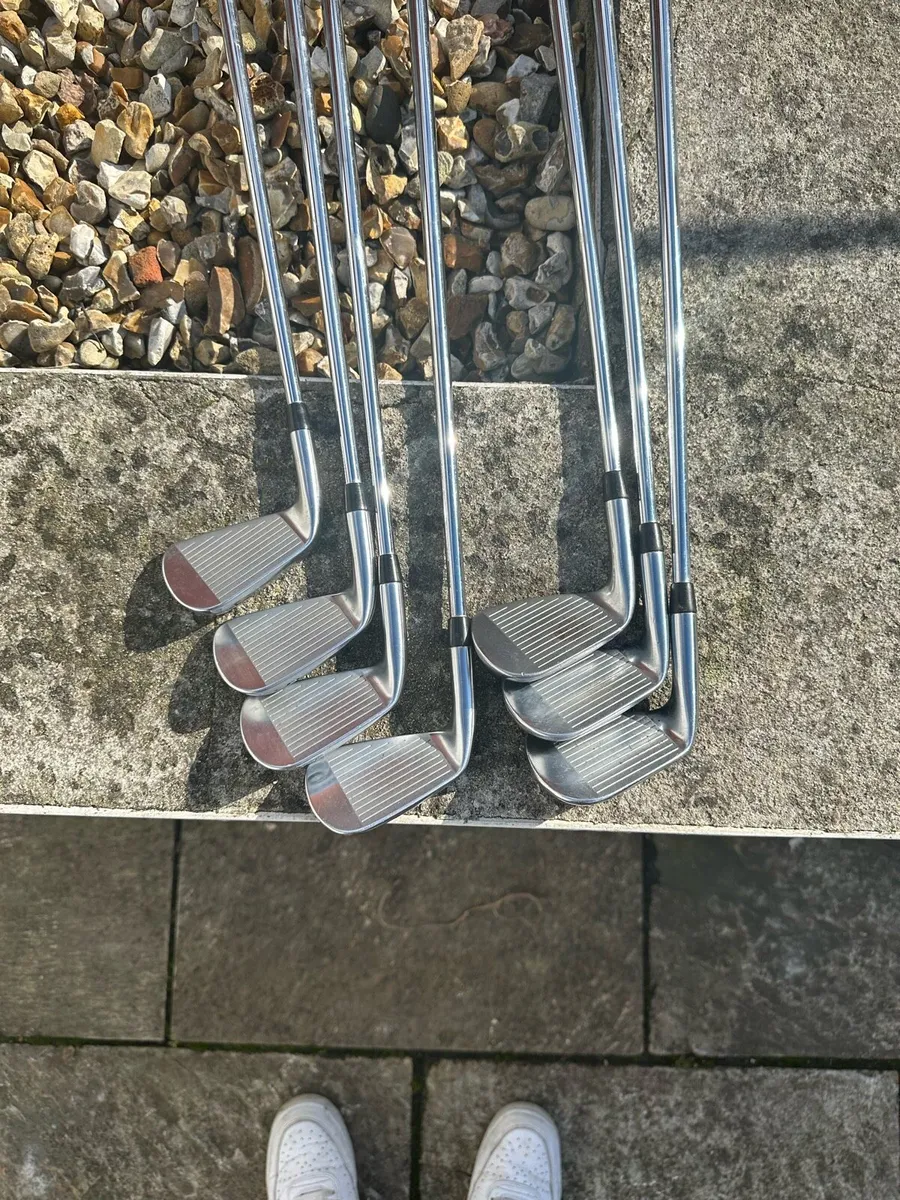 620mb irons Titleist PW to 8, 7 to 4 cb - Image 3