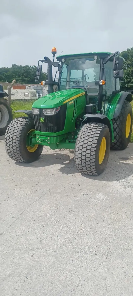 2022 JOHN DEERE 5100M - Image 2