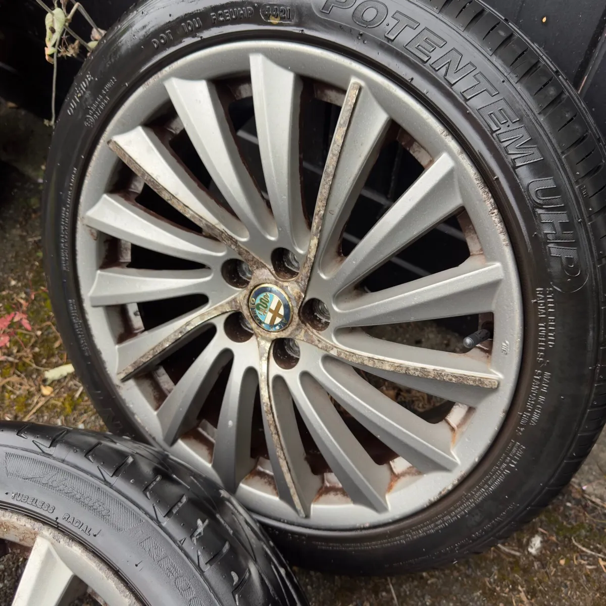 Alfa Romeo 147 Alloy Wheels + Tyres 17" 215/45R17 - Image 2