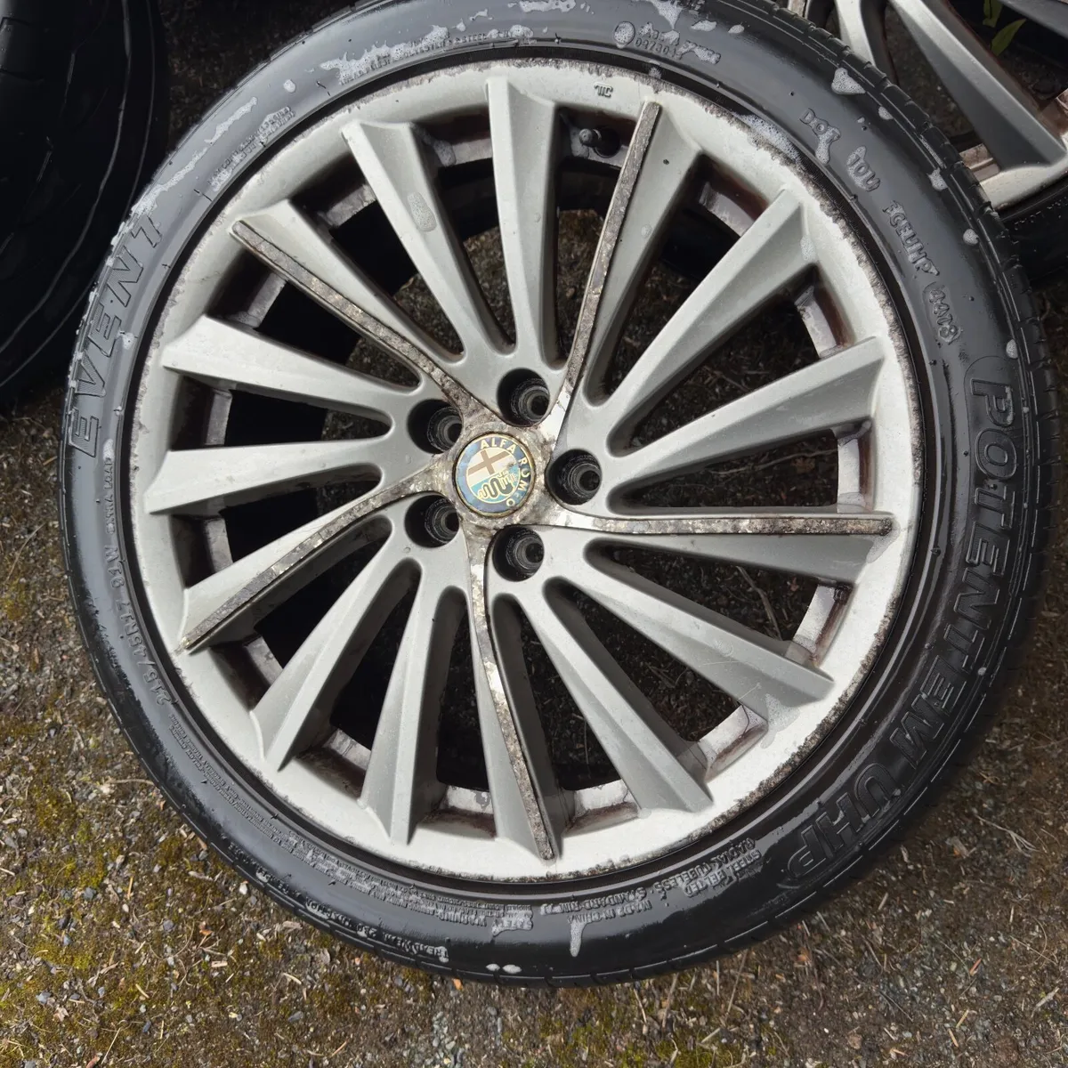 Alfa Romeo 147 Alloy Wheels + Tyres 17" 215/45R17 - Image 4