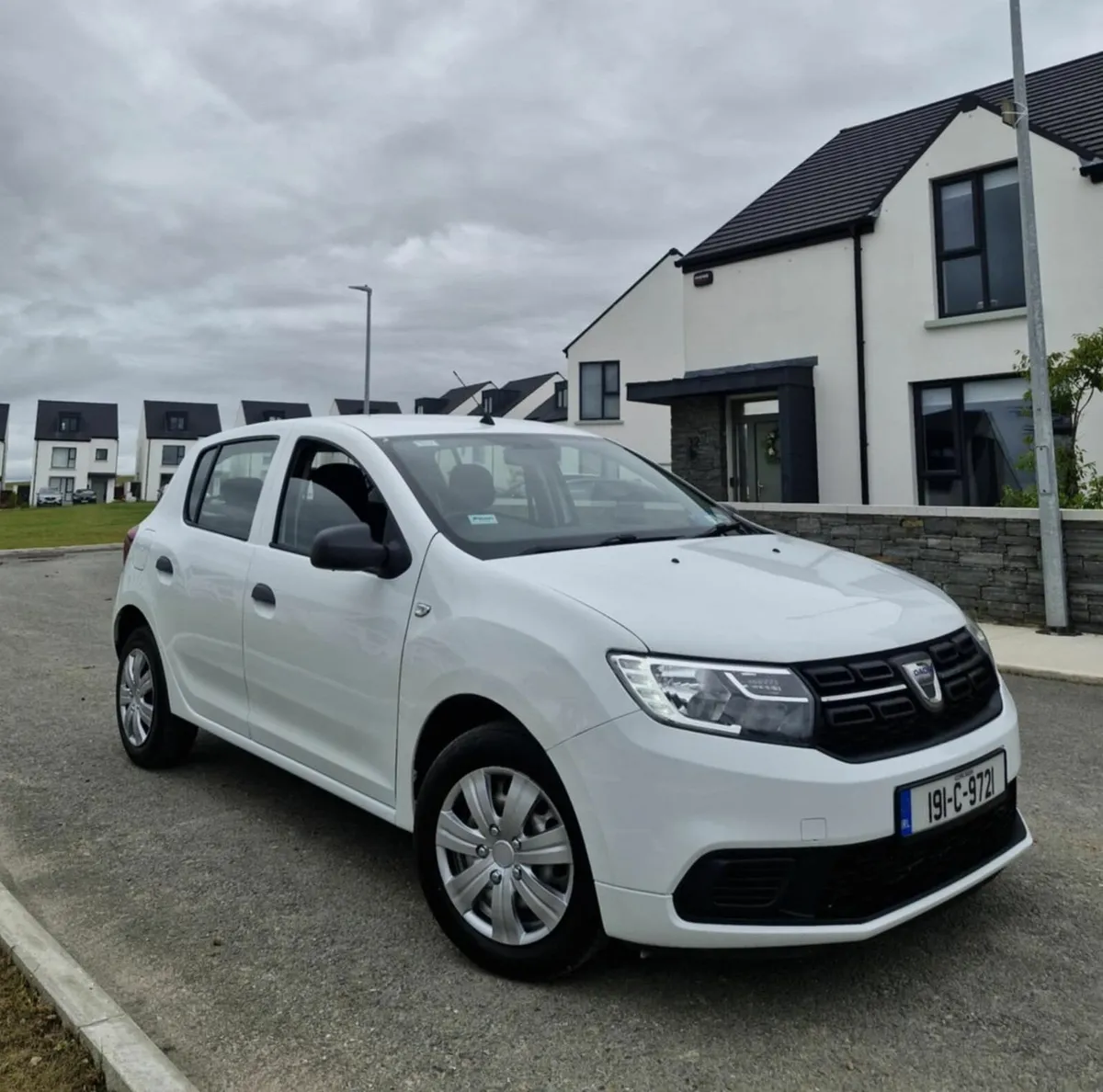 191 Dacia Sandero 1.0 Petrol, NCT 3/27 - Image 1
