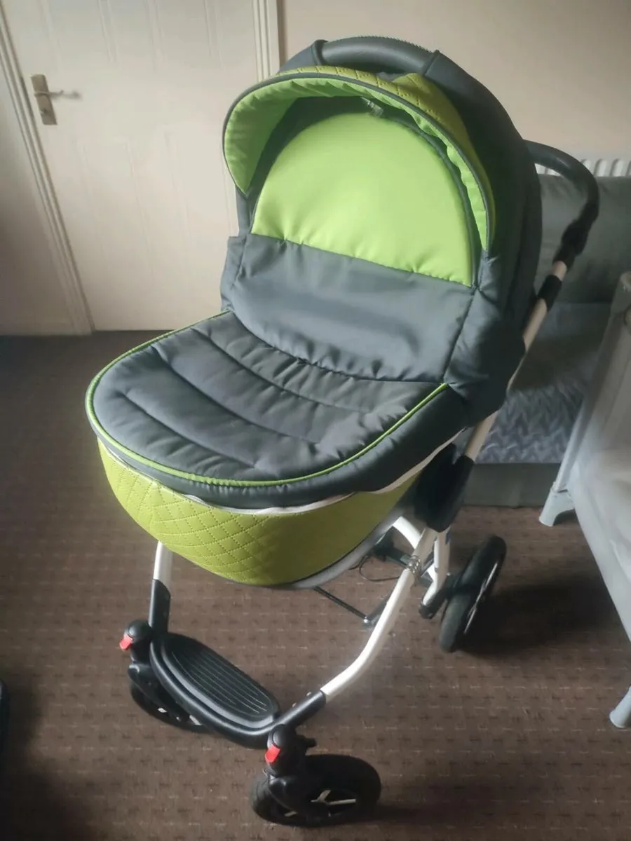 Buggie,feeding chair,car seat,cradle, travel cot. - Image 2
