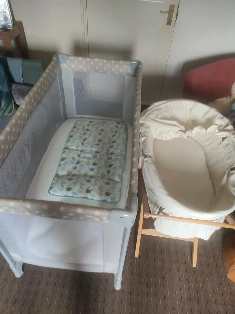 Buggie,feeding chair,car seat,cradle, travel cot. - Image 4