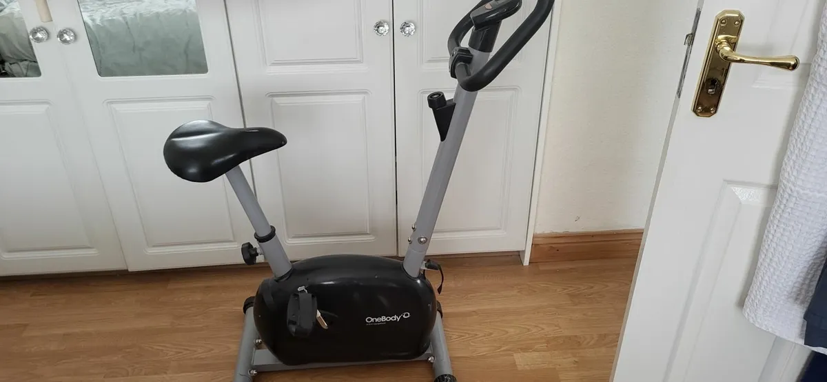 exercise bike - Image 3