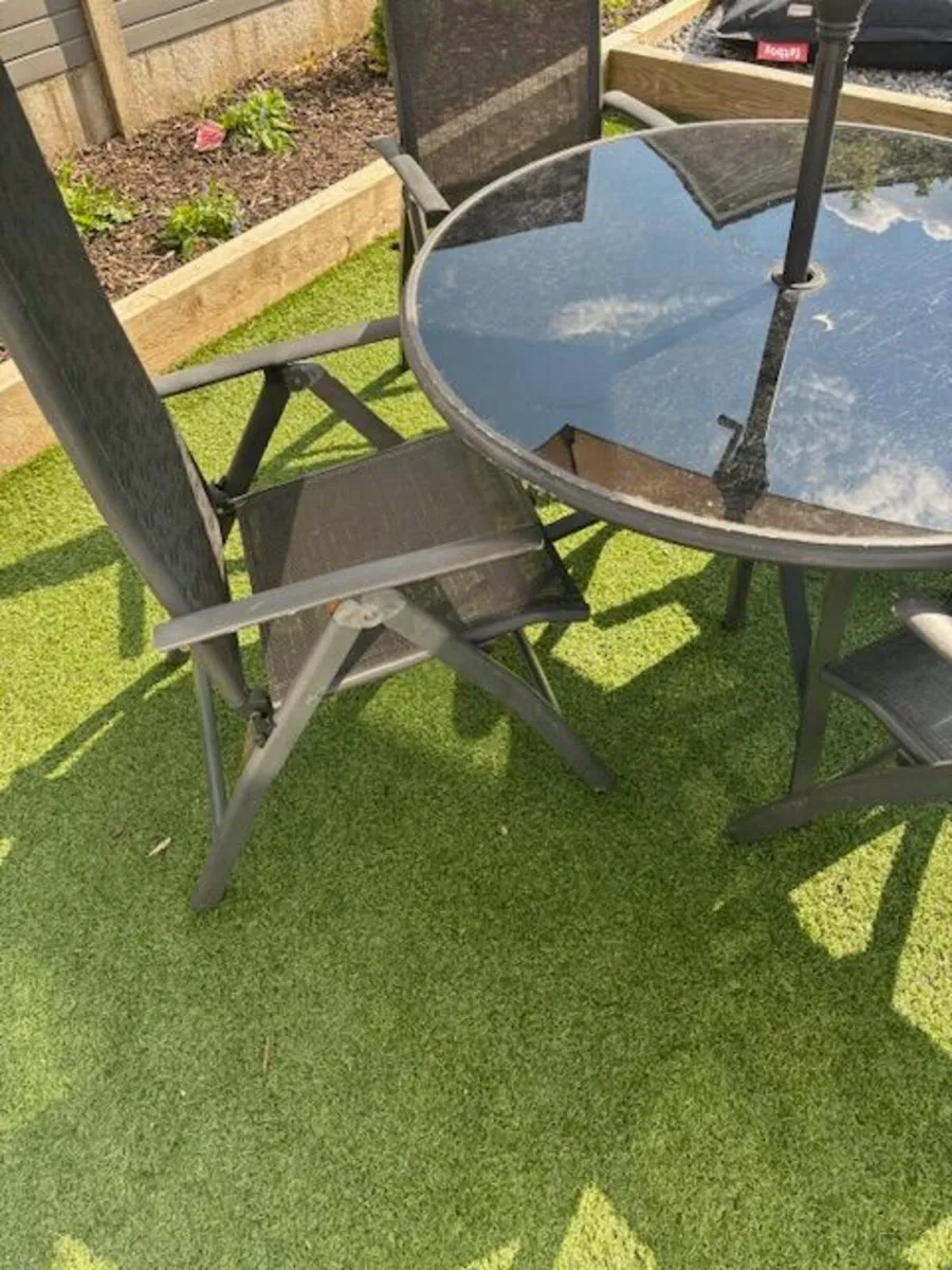 Leisure Grow Garden Table & Chairs - Image 3
