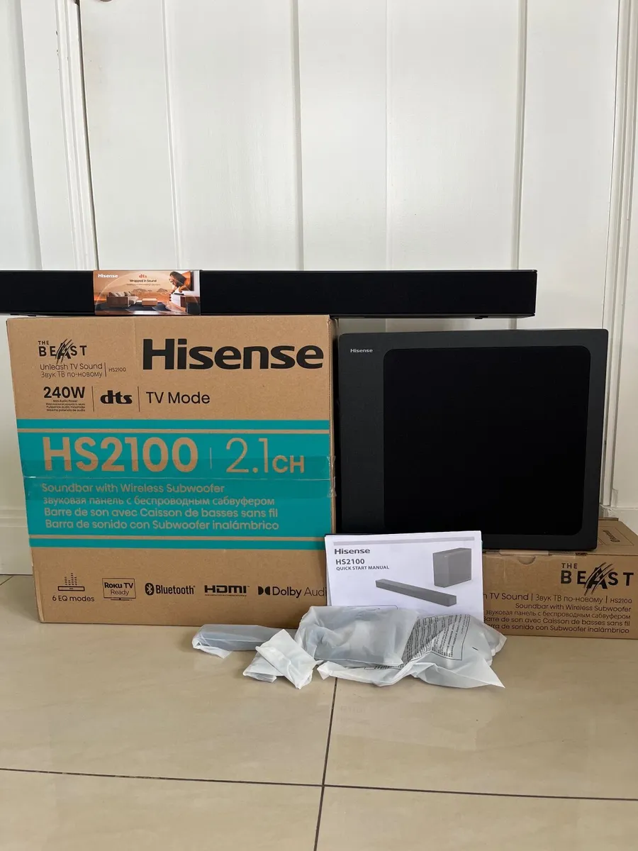 Soundbar and Wireless Subwoofer