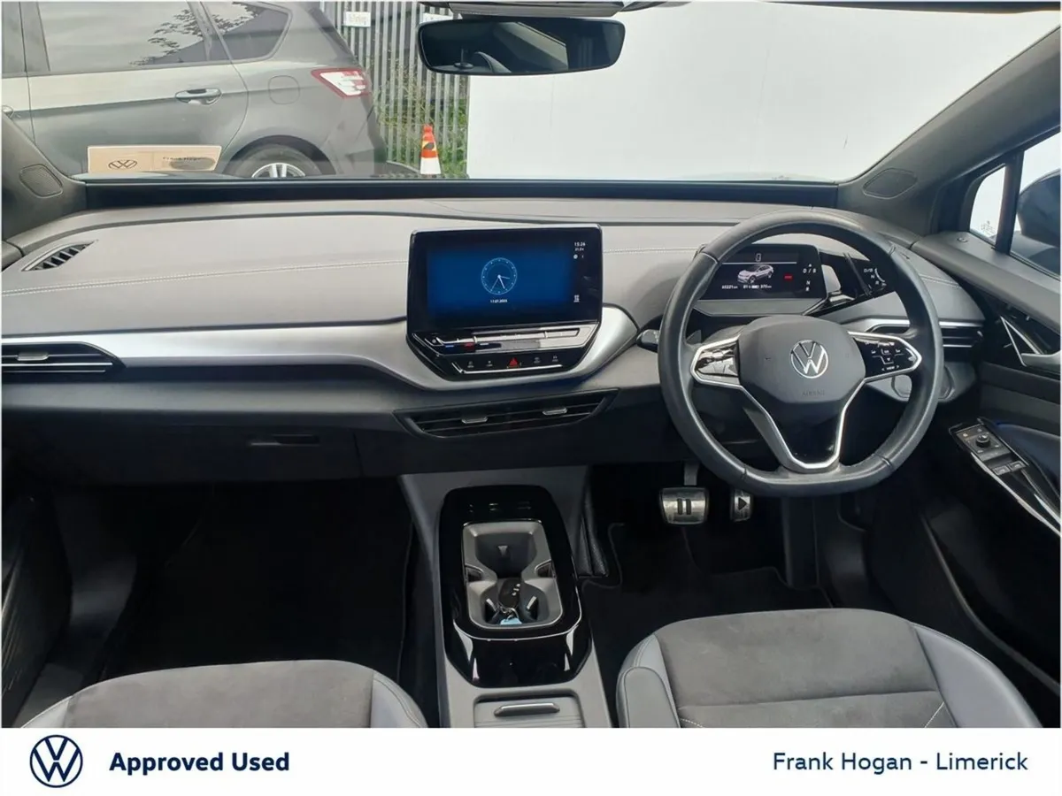Volkswagen ID.4 Life DX 77kwh 174HP Contact Paul - Image 2