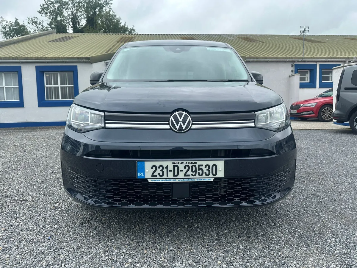 231 VW Caddy Taxi Wav Grant - Image 2