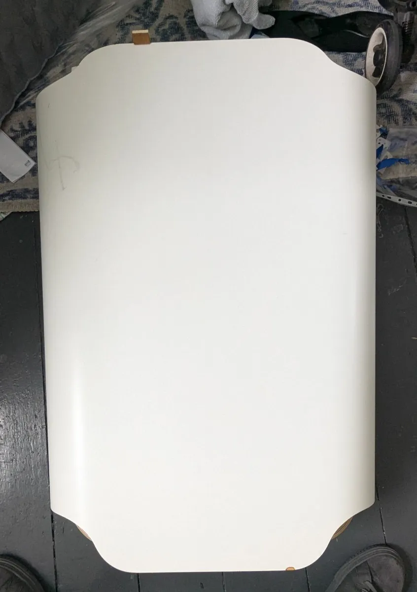 Charlie Crane Noga Wall-mounted changing table - Image 3