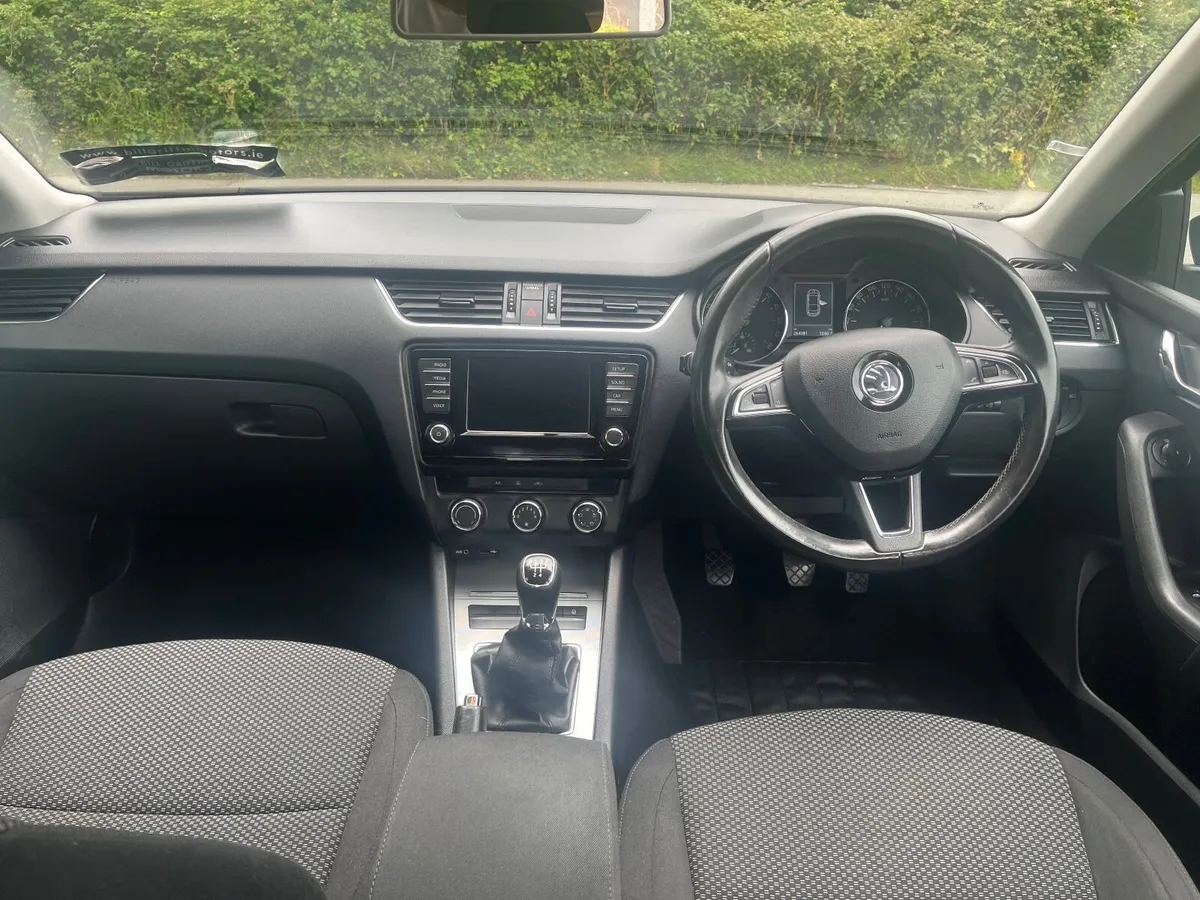 Skoda Octavia 2016 Ambition model - Image 3