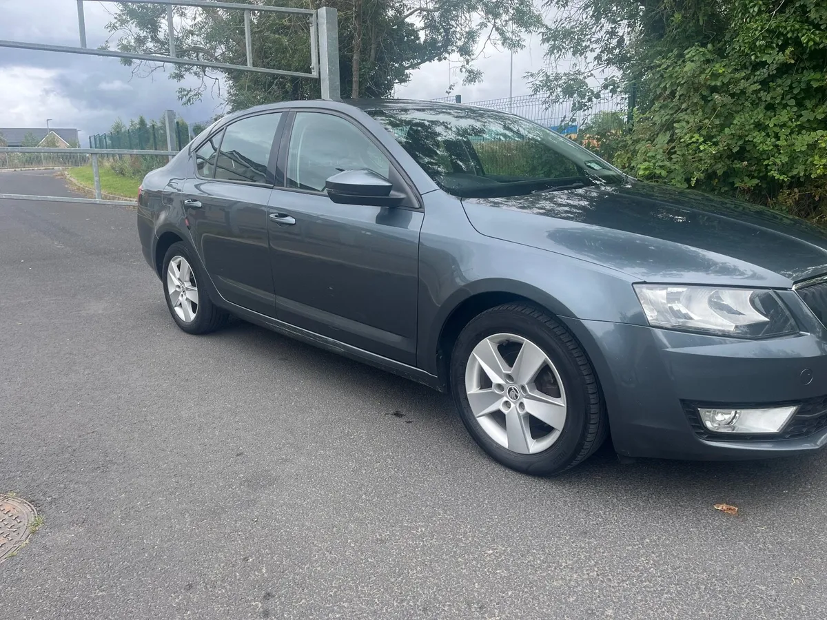 Skoda Octavia 2016 Ambition model - Image 1