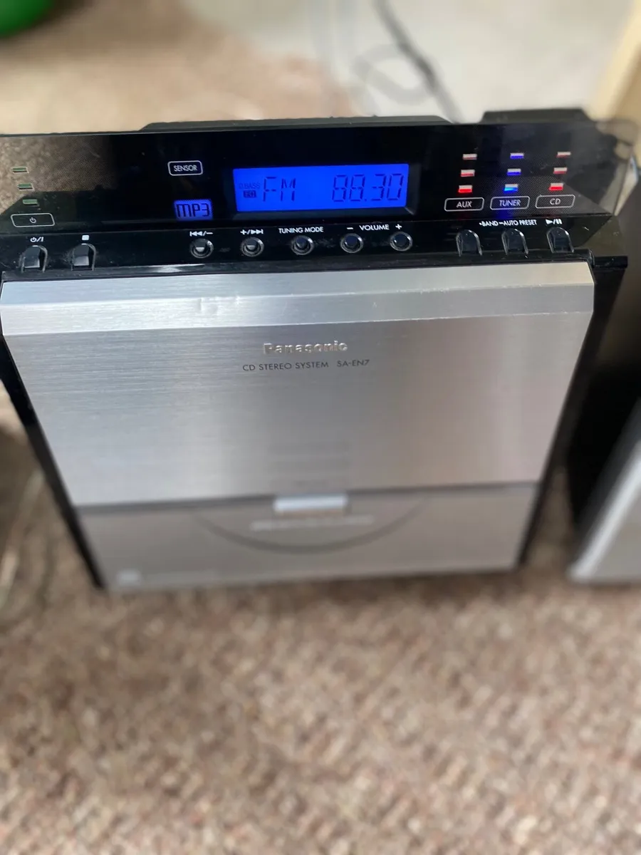 Cd radio system - Image 1