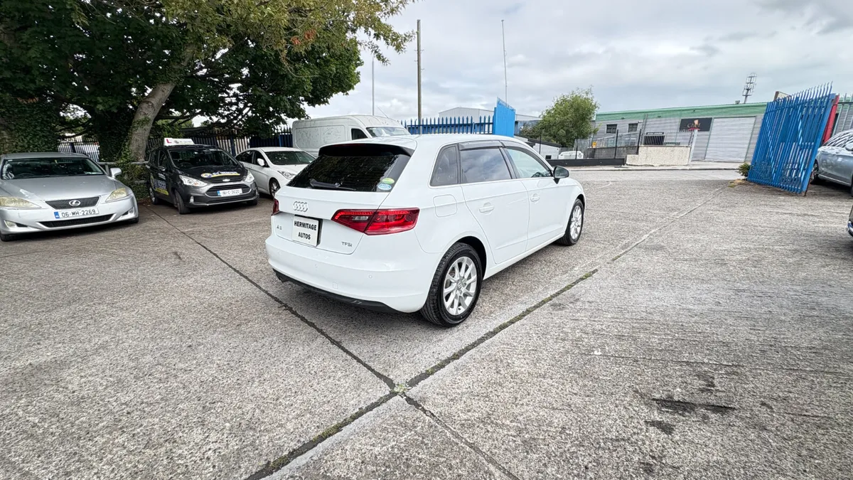 Audi A3 1.4 TFSI Sportsback S-Tronic 2016 - Image 4