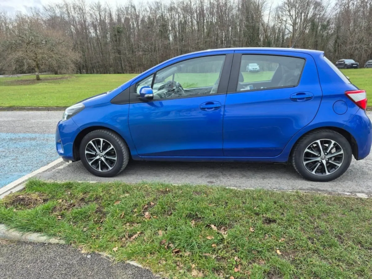 Toyota Yaris 2019 - Image 2