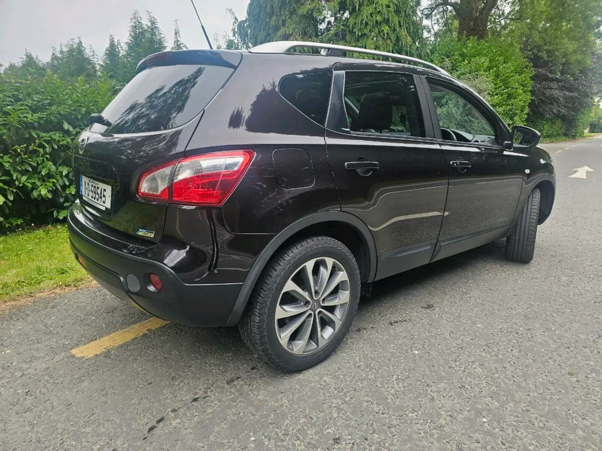 2011 Qashqai - Image 2