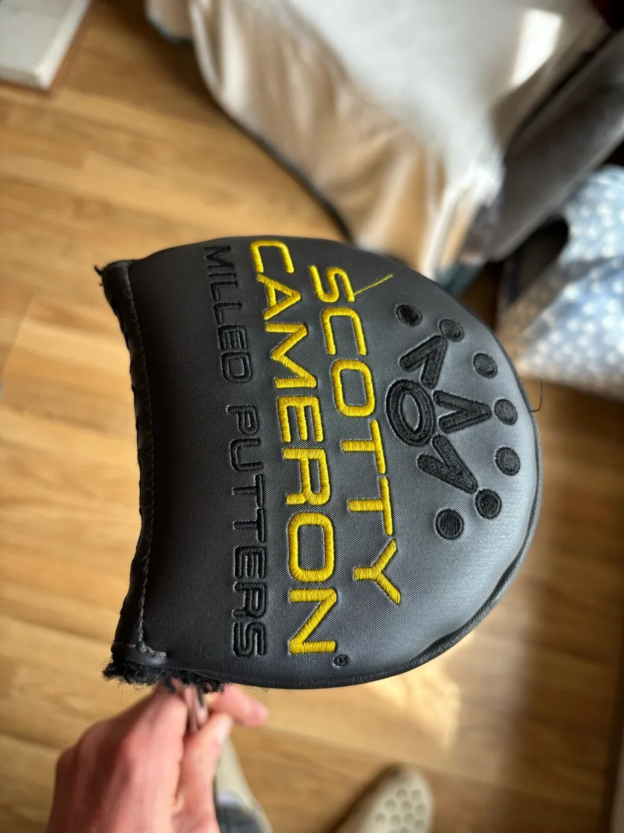 Left Hand Scotty Cameron Phantom 7.5 Putter - Image 1