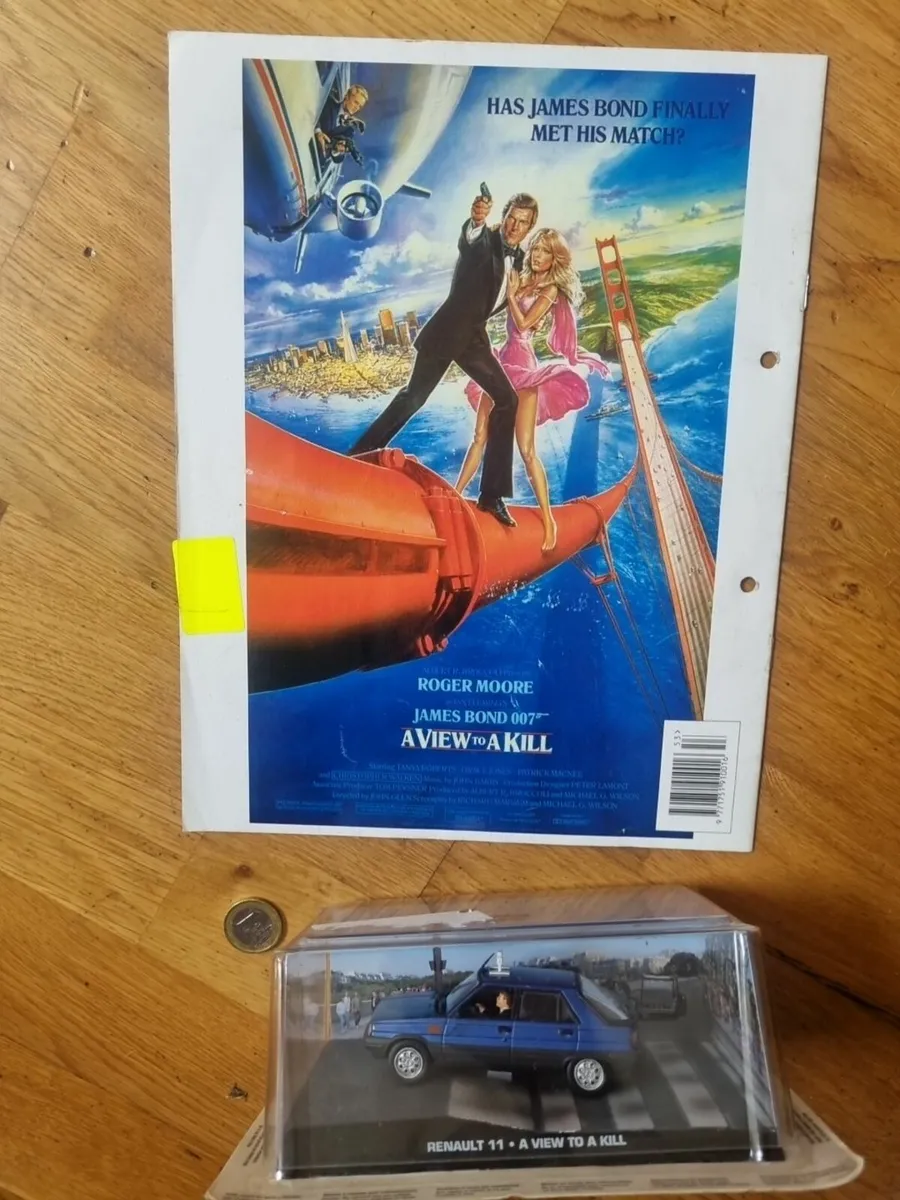 James Bond collectables - Image 4