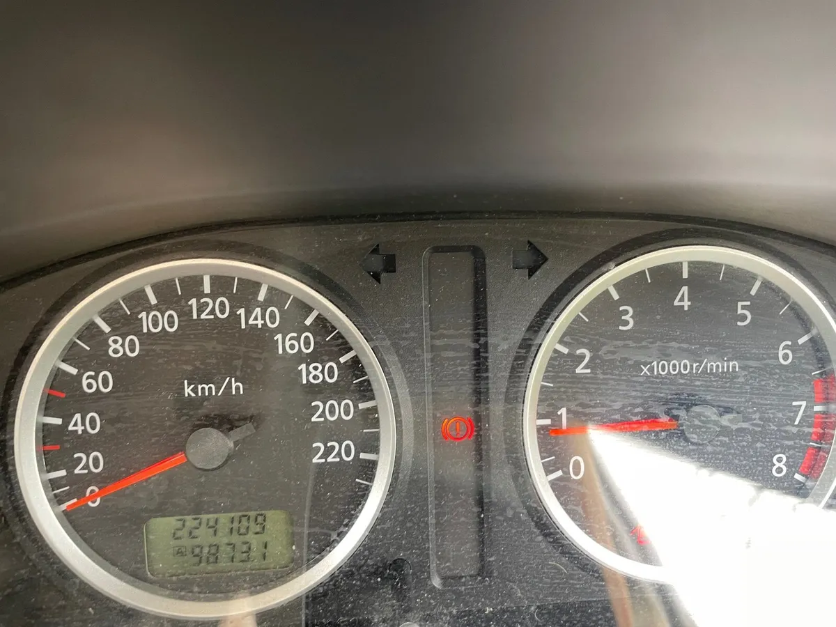 Nissan Almera 2006 - Image 3