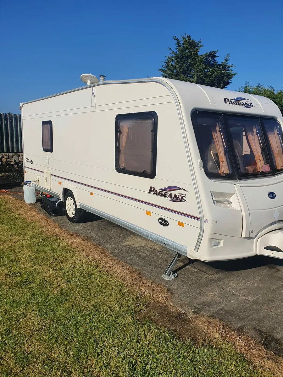 Caravan - Image 3