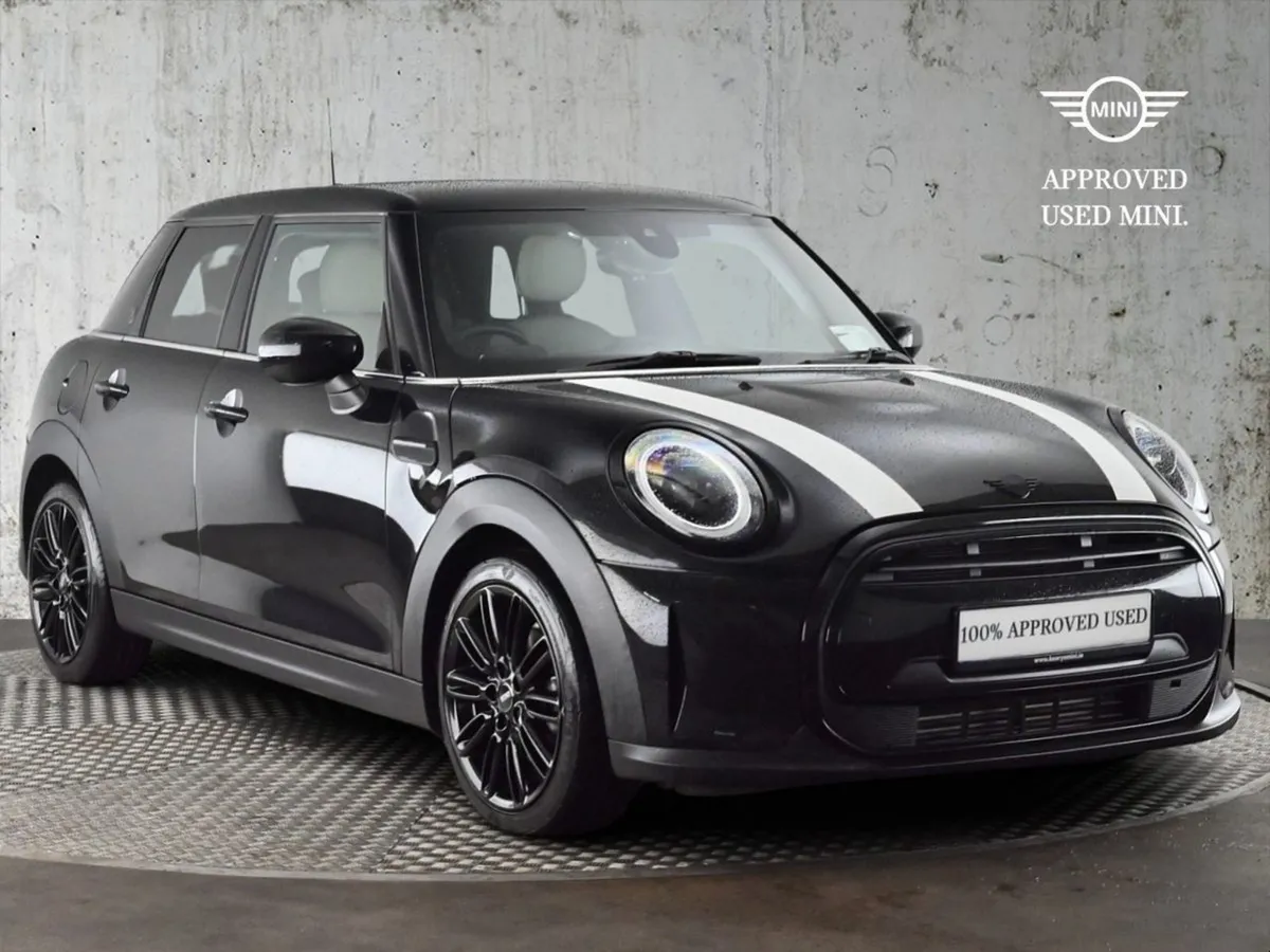 MINI HATCH 5-door Cooper Exclusive - Image 1