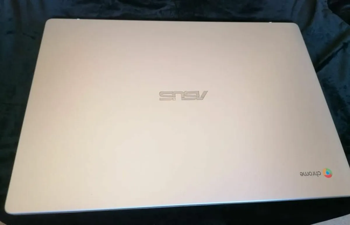 Asus Chromebook C523N – 15.6" HD Display – Fast & - Image 3