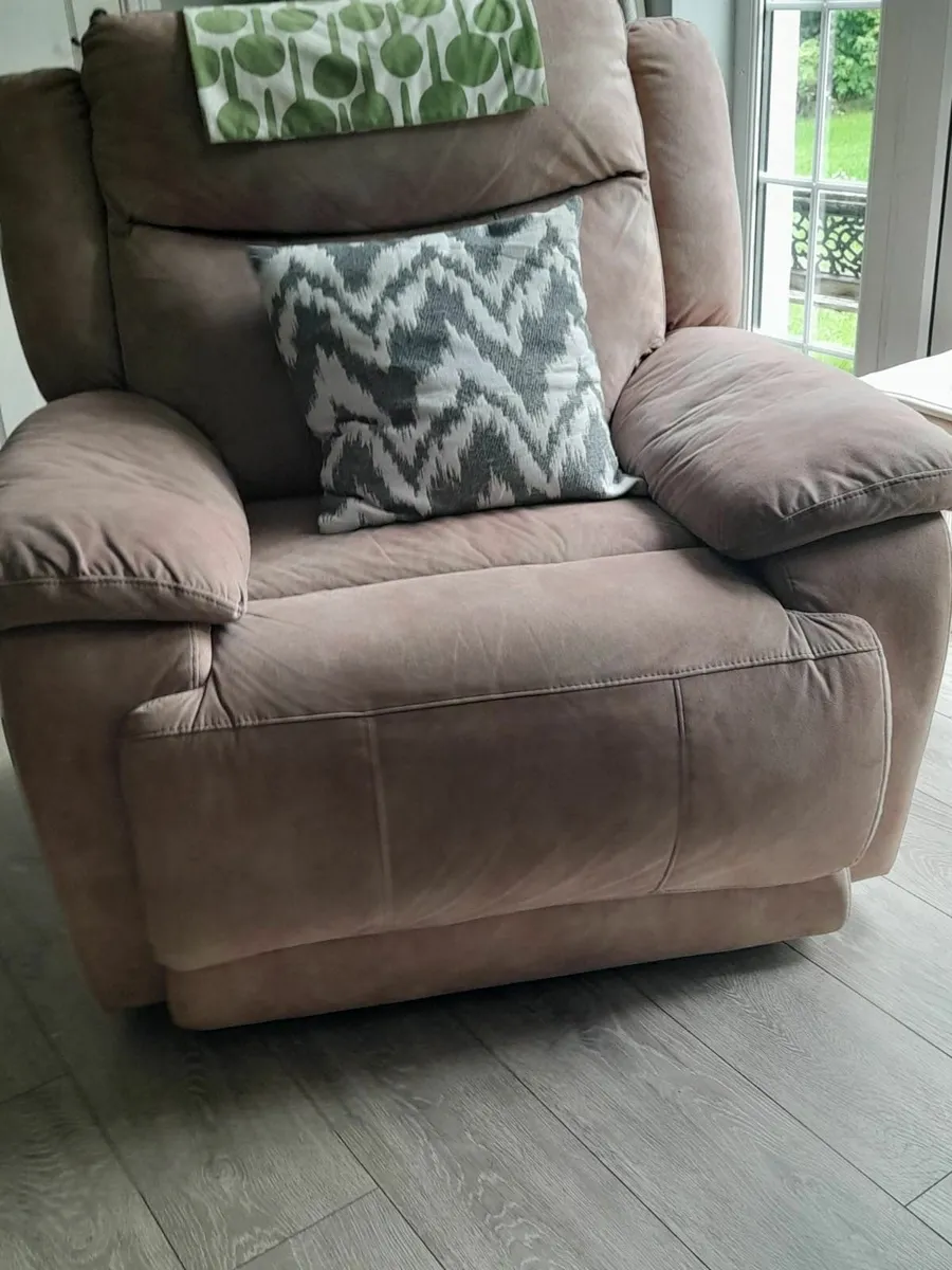 Recliner Armchair - Image 1